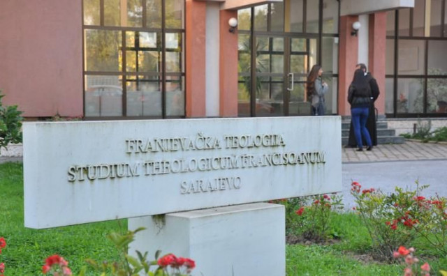 Zbog pada broja studenata zatvara se Franjevačka teologija u Sarajevu, ali franjevci ne napuštaju Bosnu
