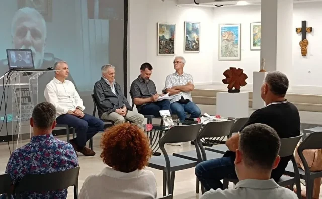 Humski put Ive Lučića sasvim je rijetka pojava u literaturi uopće