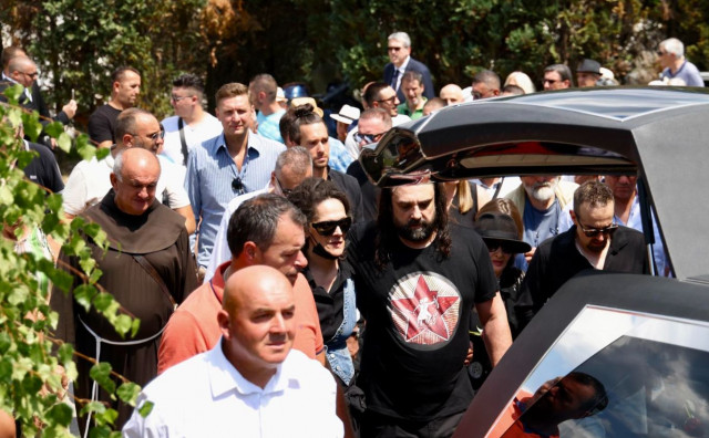 Oproštaj od kazališnog velikana Josipa Pejakovića