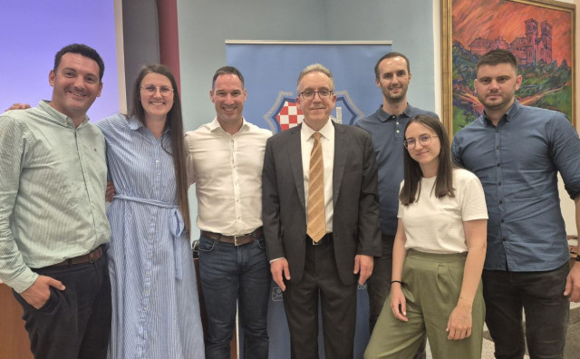 Širokobriježani u Zagrebu obilježili 30. obljetnicu Oluje: Predavanje odvjetnika Luke Mišetića izazvalo veliko zanimanje