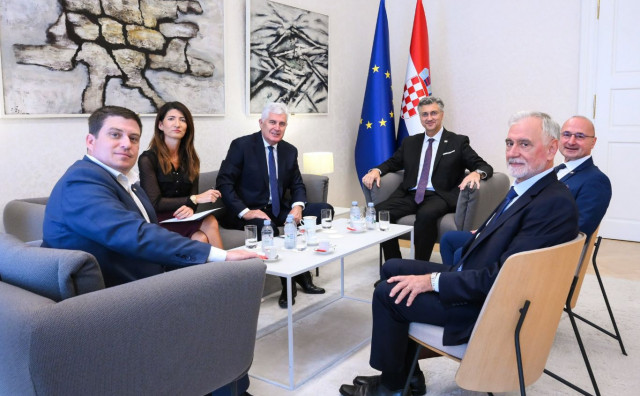 Plenković i Čović o plinskoj interkonekciji i povezivanju Ravnog sa hrvatskom granicom