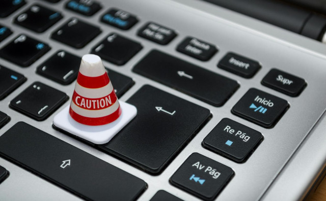 SAD optužuje EU za „orvelovski“ zakon o internetu: 'Štiti lidere, ne građane'