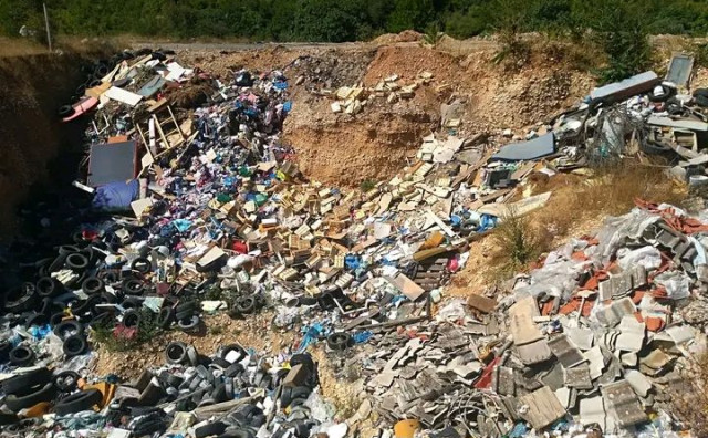 Ekološka katastrofa u Stocu: Deponija Badanj ugrožava rijeku Bregavu
