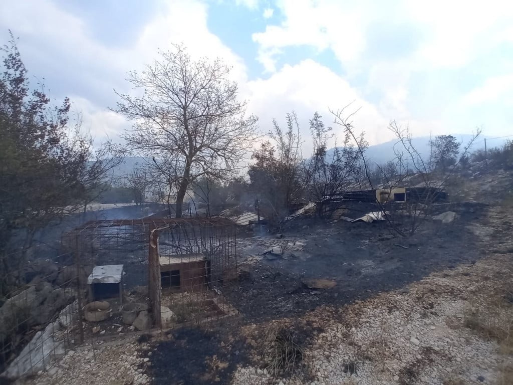 Požar u Neumu, Hutovo