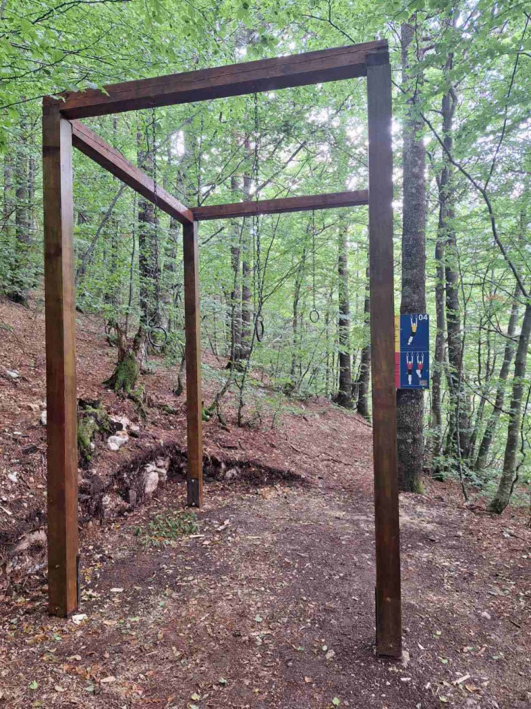 Radovi na obnovi Staze zdravlja na Rujištu