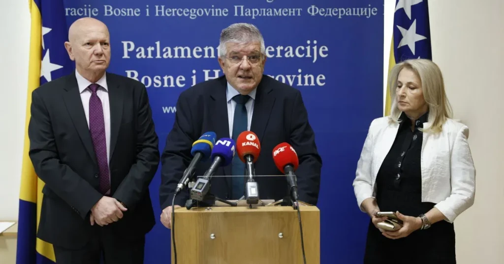 Rukovodstvo Parlamenta BiH, Dragan Mioković, Azra Okić (SDP), Mladen Bošković