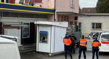 bankomat švicarska