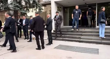 Lažna dojava o bombi u Narodnoj skupštini RS, zastupnici se vraćaju na sjednicu