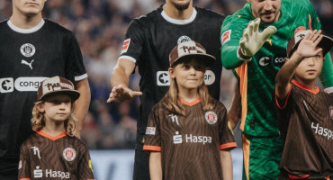 Nikola Vasilj St. Pauli