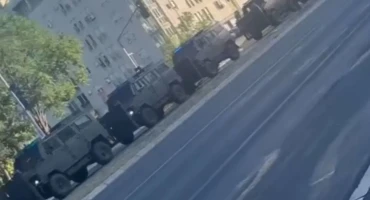 Oklopna vozila na ulicama Beograda