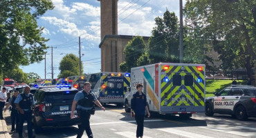 Troje ljudi poginulo, a 20 ozlijeđeno u pucnjavi u katoličkoj školi u SAD-u