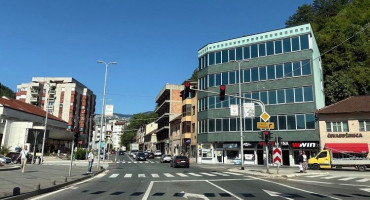 Zbog radova na održavanju semafora u Konjicu, prometuje se usporeno