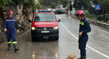 Obilne padaline izazvale probleme u Hercegovini, vatrogasci imaju pune ruke posla