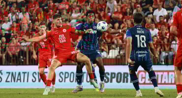 Željezničar u nervoznom derbiju pobijedio Velež, Adžem nakon utakmice podnio ostavku