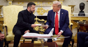 Trump najavio istovremene mirovne pregovore s Rusijom i Ukrajinom