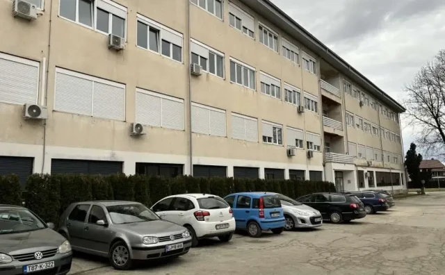 Liječnicima u bolnici u BiH plaće povećane i do 1.200 KM, a medicinskim tehničarima do 380 KM