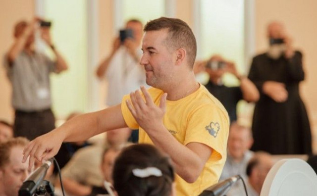 Damir Bunoza već 16 godina dirigira zborom i orkestrom Mladifesta u Međugorju