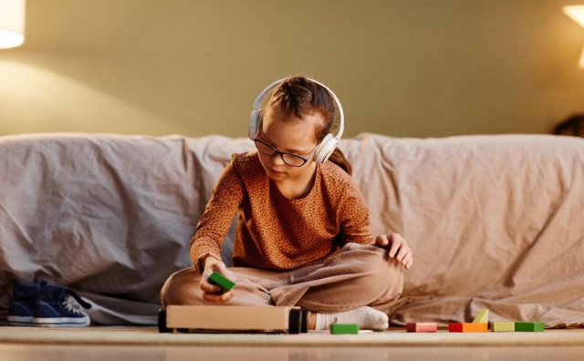 Majka djeteta sa spektrom autizma upozorava na opasne reklame koje nude lijek