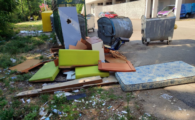 JP Komunalno Mostar provelo akciju uklanjanja krupnog otpada na više lokacija u gradu