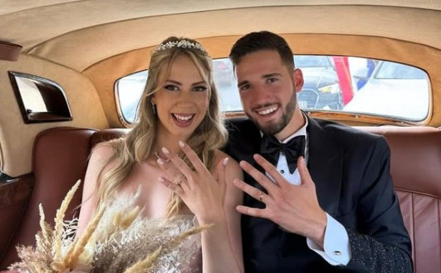 Dinamovac iz Čitluka suprugu je zaprosio sa samo 18 godina