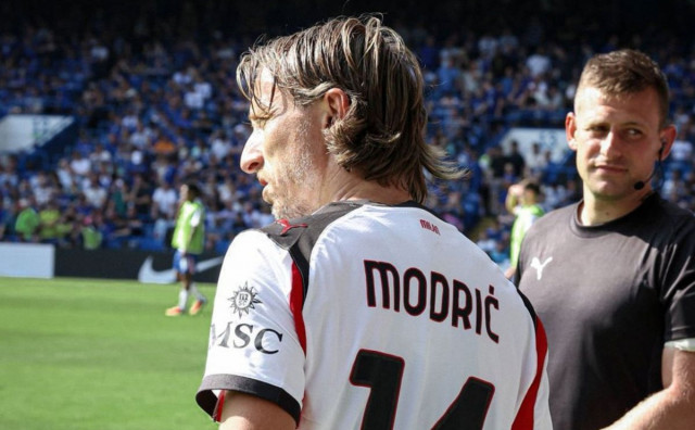 Modrić debitirao u porazu Milana od Chelsea