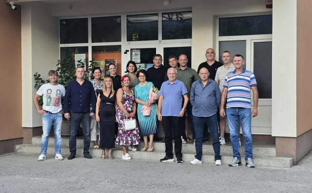 U Ilićima se nakon 35 godina okupili školski prijatelji i učiteljica Anđa Čale