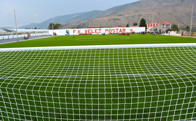 Veležu ukinuta suspenzija za korištenje terena s umjetnom travom