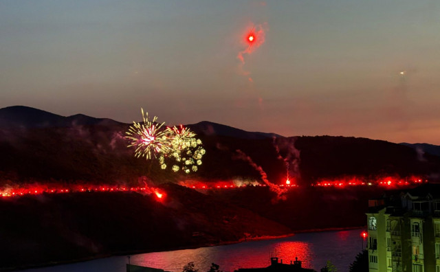 Neum je gorio povodom 30. obljetnice Oluje