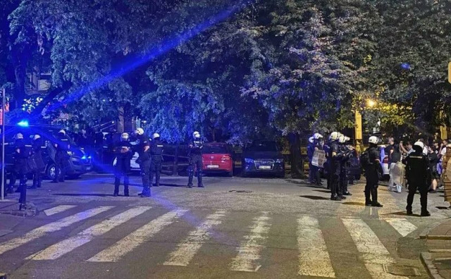 Više ozlijeđenih u napadu Vučićevih pristaša na studente i građane