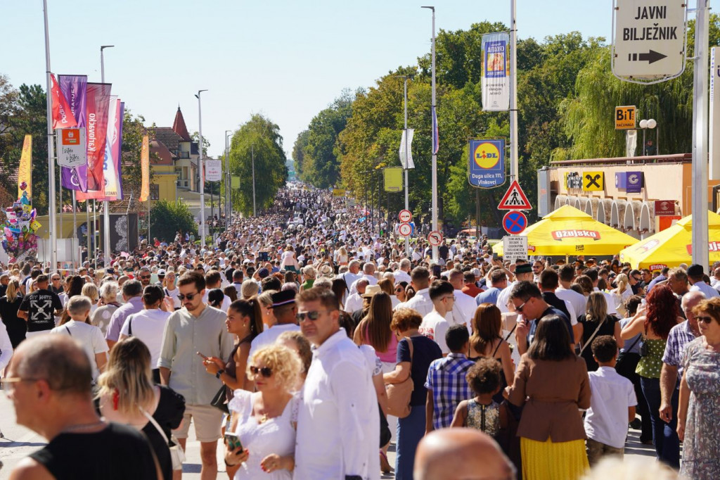 60. Vinkovačke jeseni