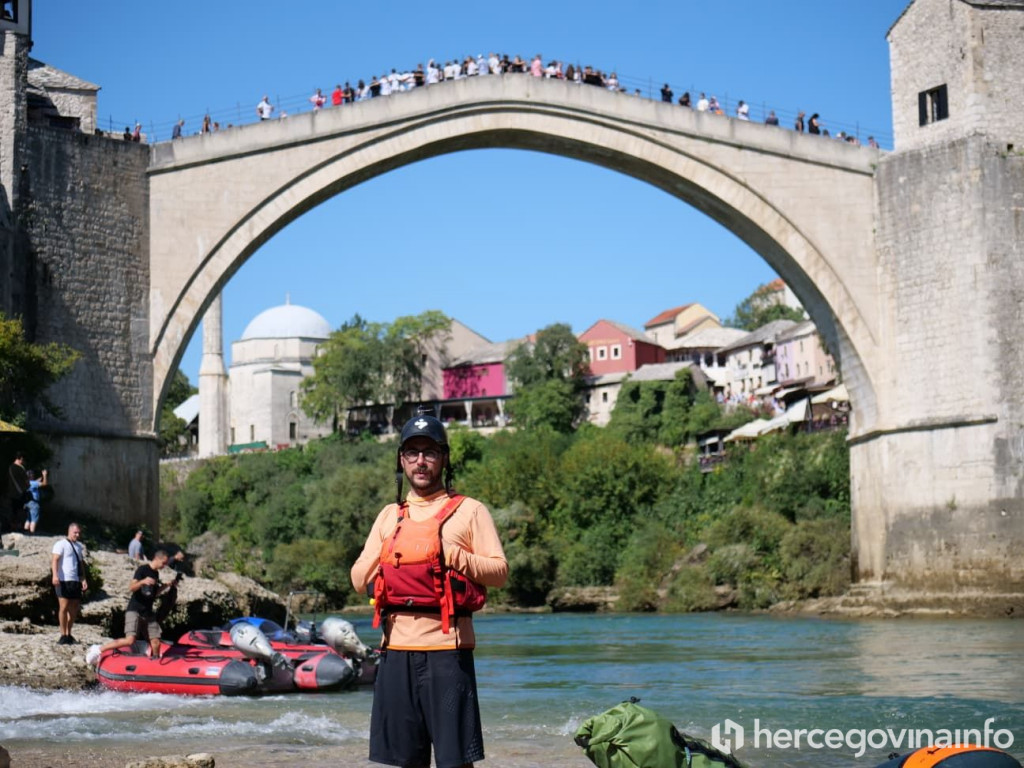 Adin Pinjo kajakom po Neretvi