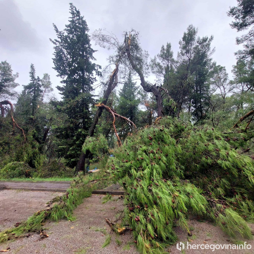 Posljedice nevremena u Mostaru