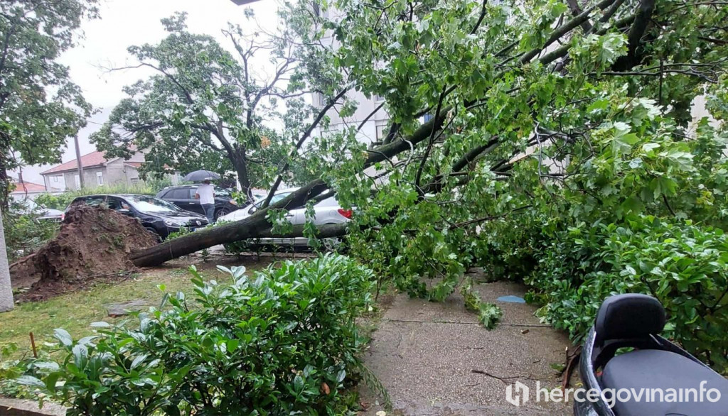 Posljedice nevremena u Mostaru