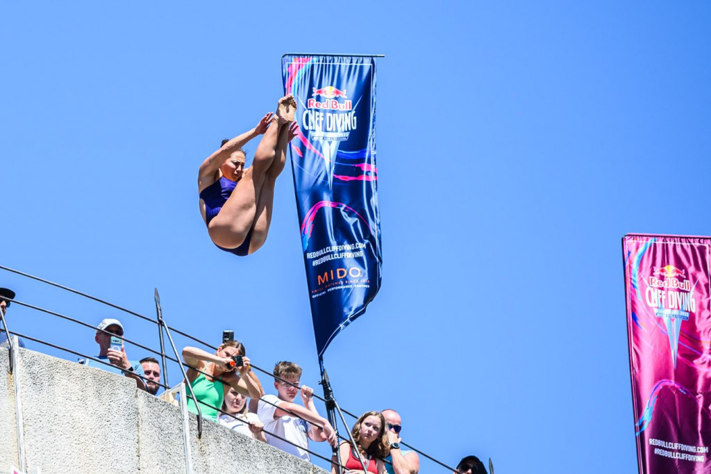 Red Bull Cliff Diving Isabel Perez
