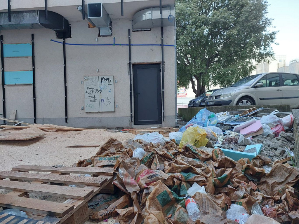 Sporni objekt u naselju Ledara i nelegalna nadogranja