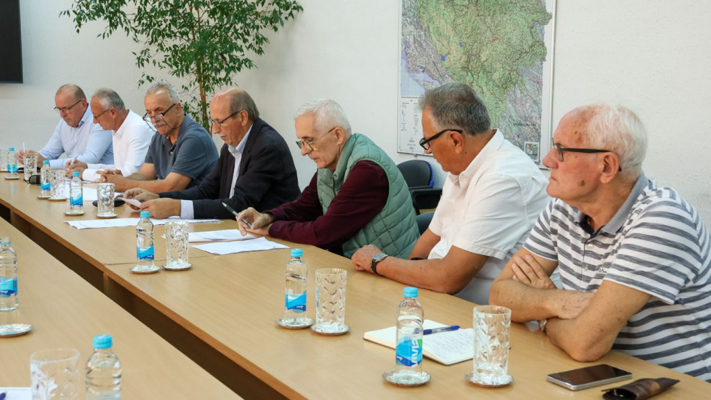 umirovljenici i Vlada FBiH sastanak