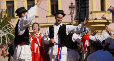 60. Vinkovačke jeseni