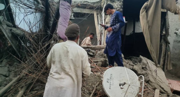 Broj mrtvih u Afganistanu porastao na 812, skoro tri tisuće ozlijeđenih