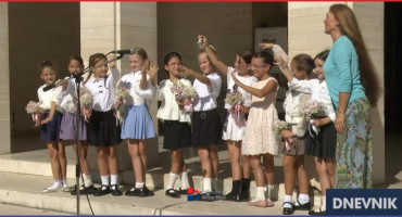 Nakon 52 godine otvorena Osnovna škola baleta u Mostaru
