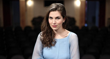 Ornela Vištica zablistala na crvenom tepihu u Mostaru