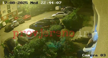 Pogledajte kako je vlasnik stana dočekao provalnika koji je ušao kroz prozor