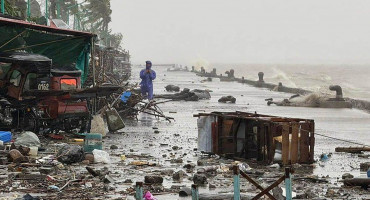 Supertajfun Ragasa poharao Tajvan i Hong Kong, pukla brana sa 60 milijuna tona vode