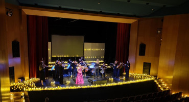 U Mostaru održan Candlelight koncert svjetske violinistice Irine Mureșanu