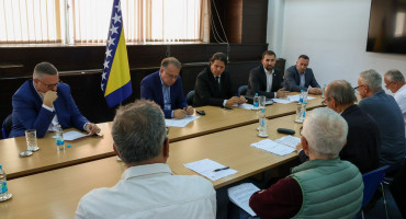 Mirovina za 15 godina staža od iduće godine pada na 390 KM