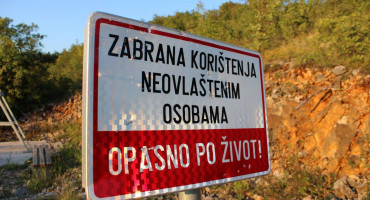 Tri godine nakon otvaranja zip-line u Širokom Brijegu postao ruglo i opasnost