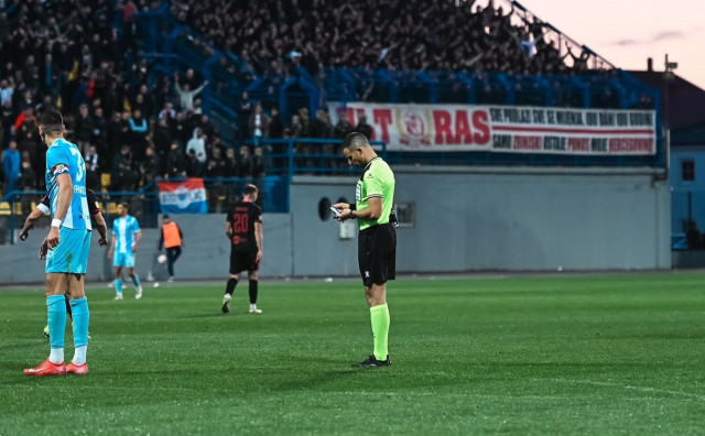 Antoni Bandić sudi utakmicu Konferencijske lige