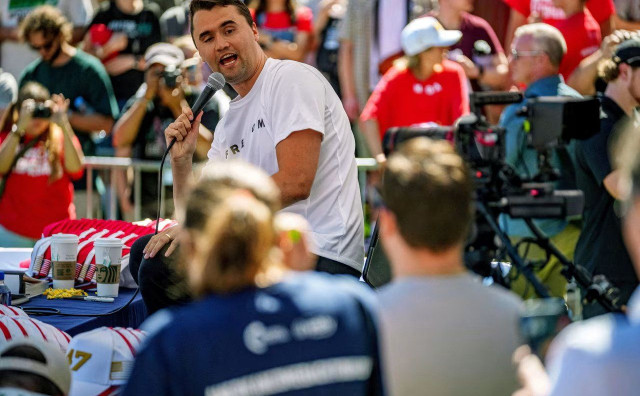 SAD ukinuo vize državljanima šest zemalja zbog komentara o ubojstvu Charlieja Kirka