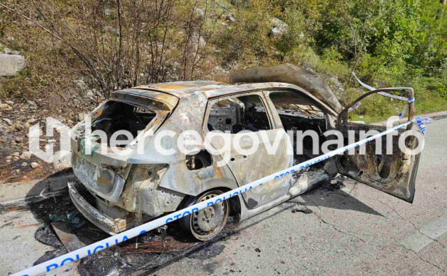 Taksist (37) iz Mostara preminuo u sarajevskoj bolnici nakon teških ozljeda zadobivenih u požaru automobila