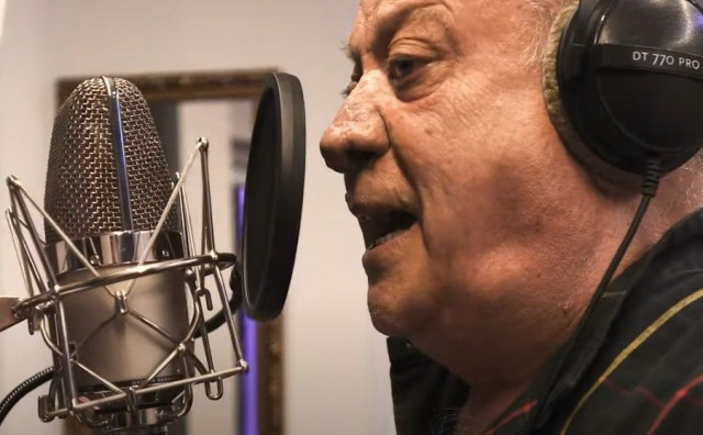 Halid Bešlić objavio novu pjesmu 'Sejda', posvećena je njegovoj supruzi