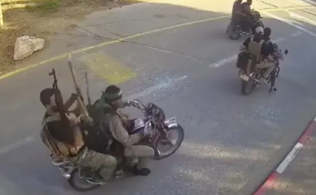 Izrael ponovno gađa Gazu nakon napada Hamasa, urušava li se krhko primirje?